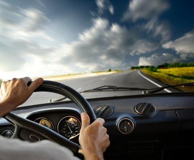 汽車用香水還是香薰？它們有何區(qū)別？